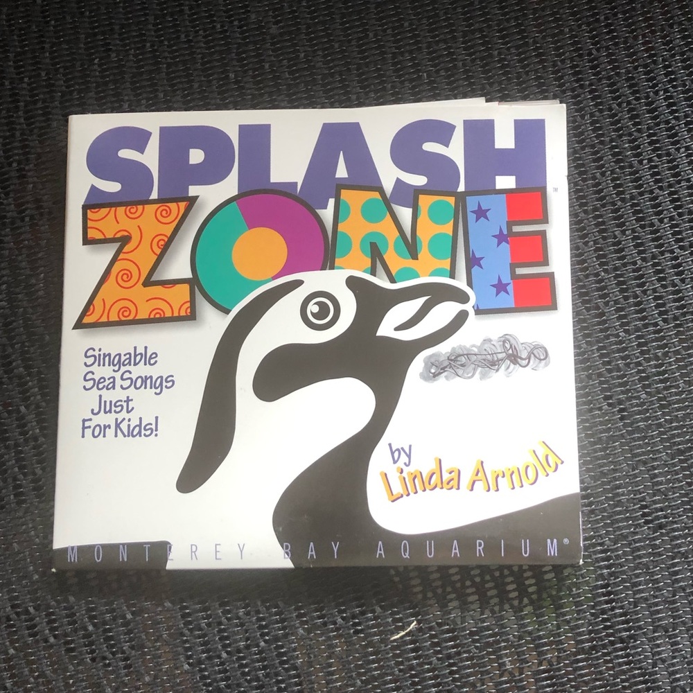 🌴Monterey Bay Aquarium Splash Zone Music CD - 549 $13 or $9 w/offer